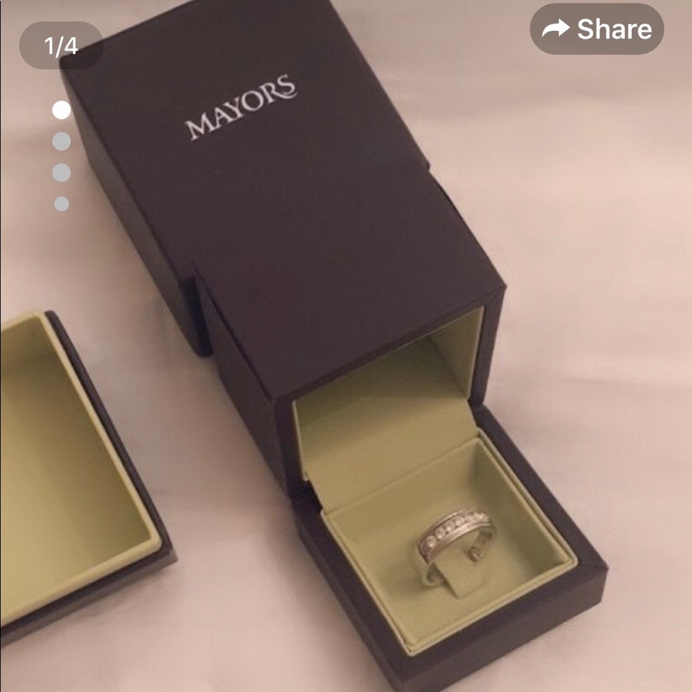 Mayor’s Men Wedding Ring with Diamonds